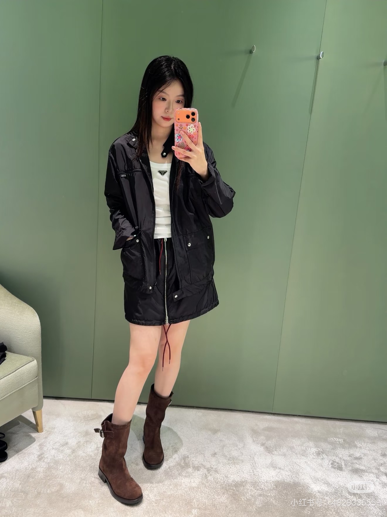 프라다(PRADA) 멀티 포켓 하이넥 나일론 재킷 상의 의류