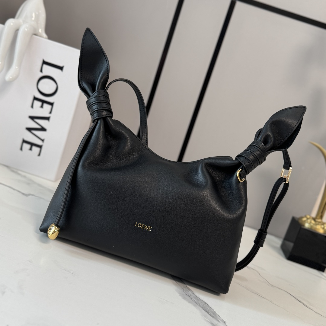 [LOEWE] 로에베 미니 스무스 카프스킨 스카프 백 가방 / BA604