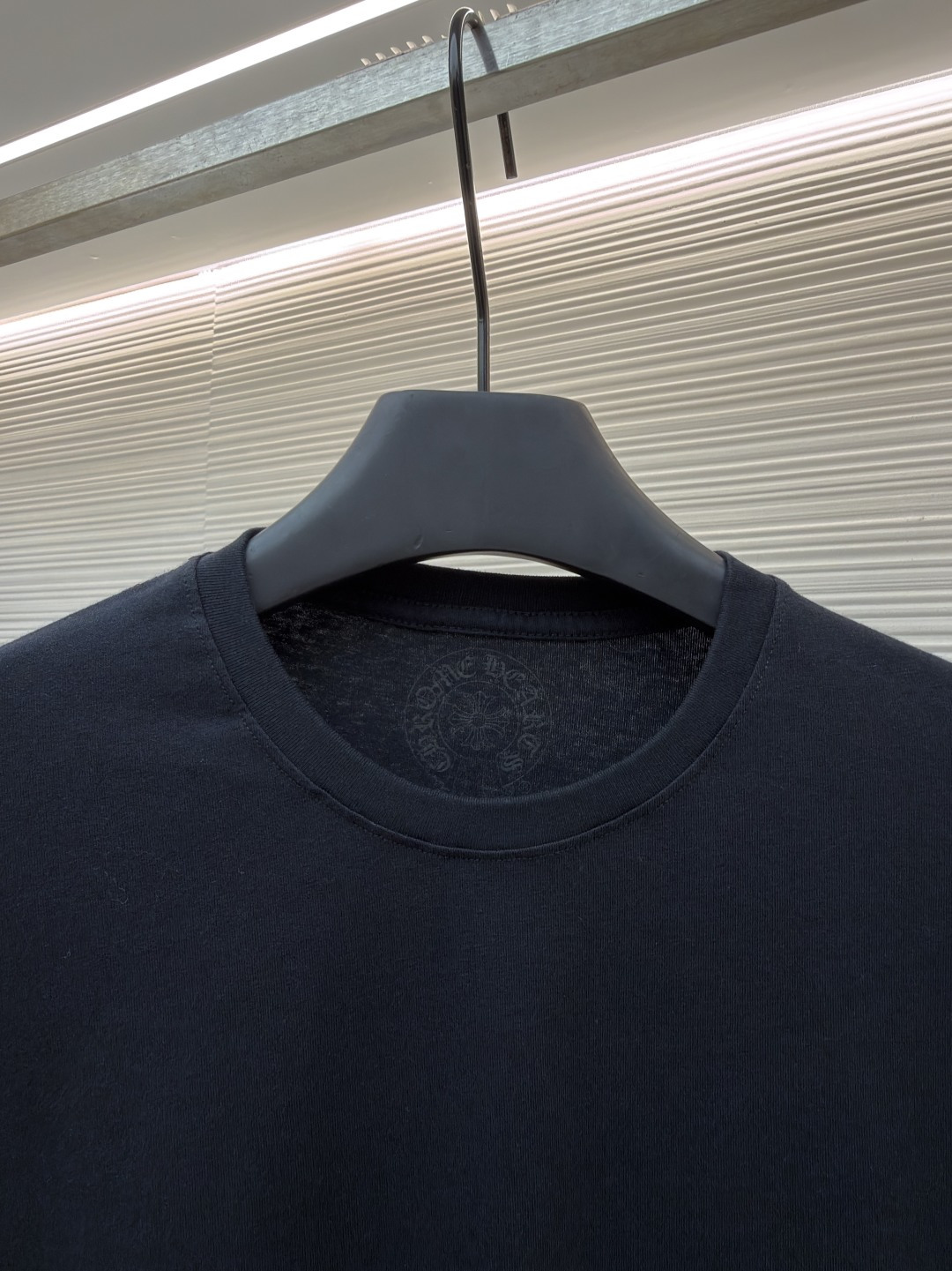 크롬하츠(CHROME HEARTS) 스크롤 프린트 티셔츠 상의 의류