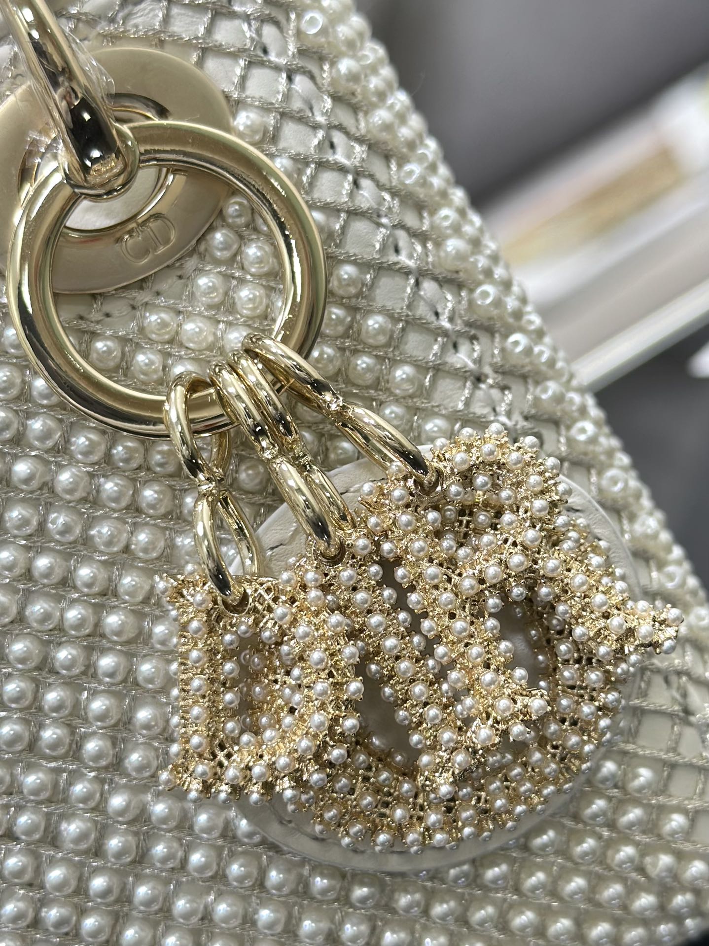 [Lady Dior] 디올 레이디 디올 마이크로 초미니 자수 진주 백 (밀크 화이트) 가방