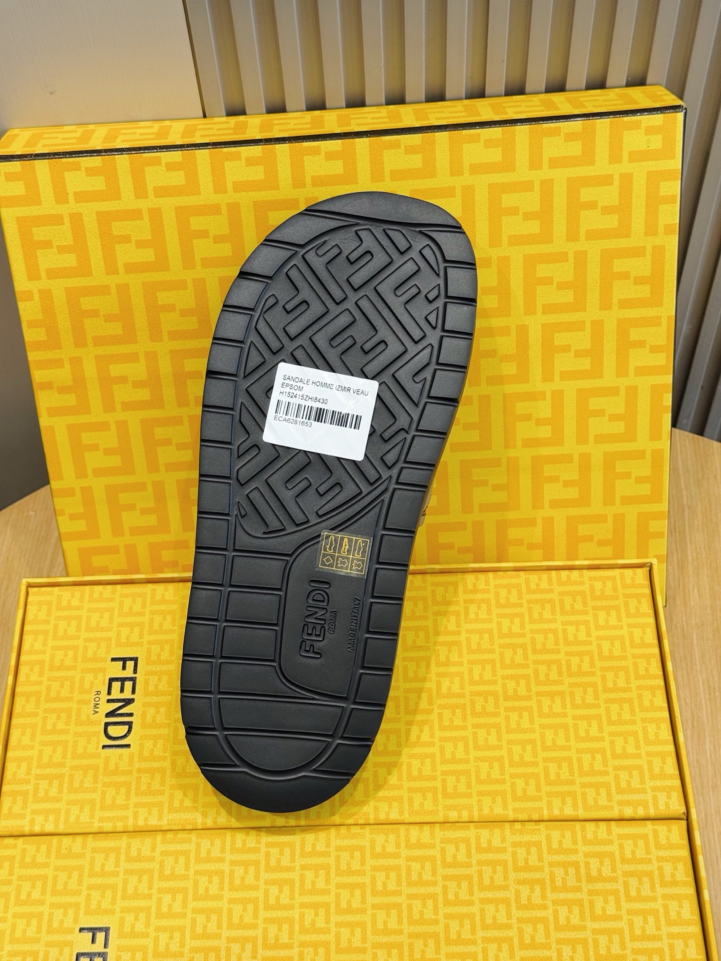 [Fendi] 펜디 맨즈 컬러블록 FF 로고 러버 슬라이드 슬리퍼 신발