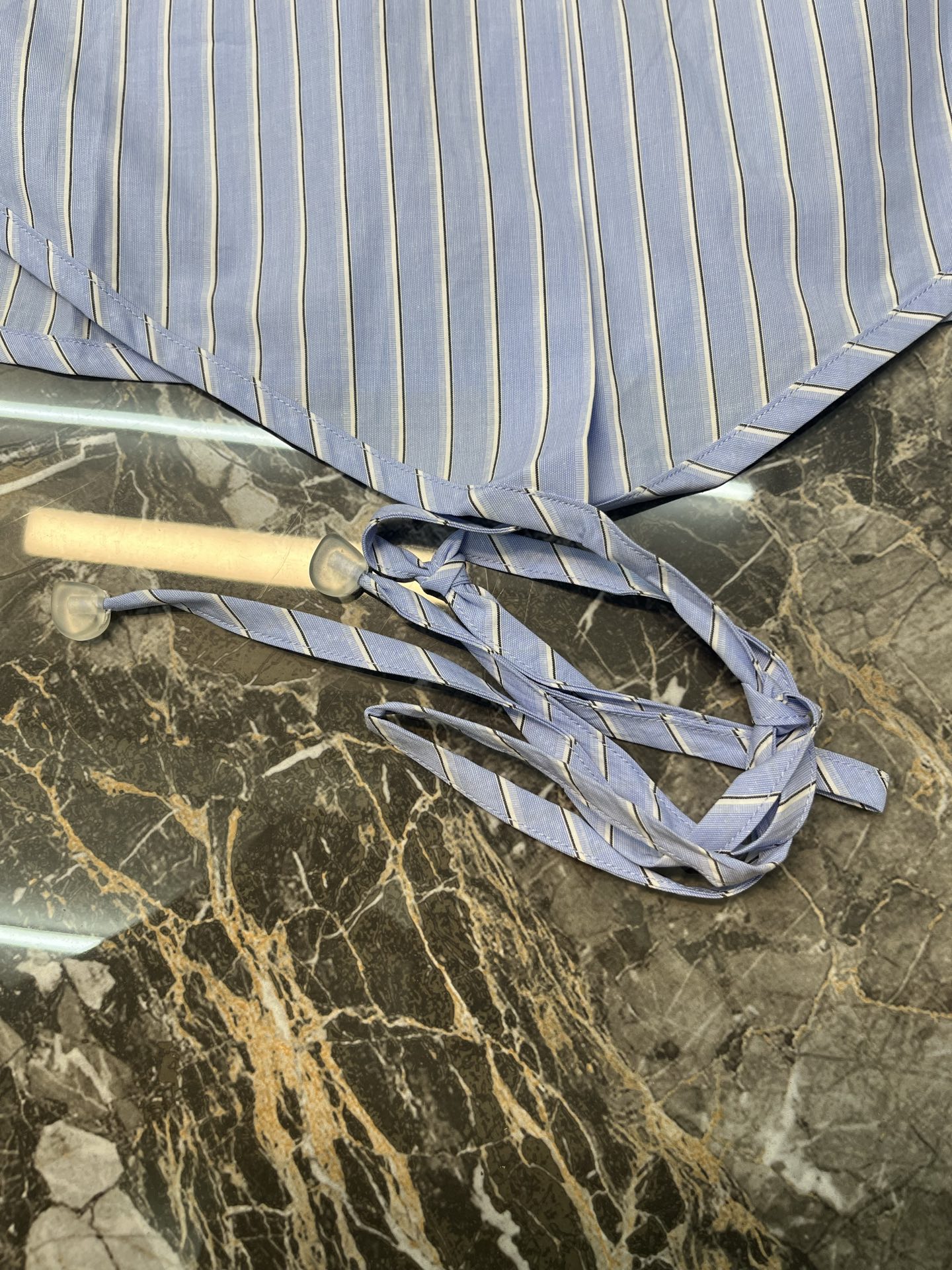 로에베(LOEWE) 아나그램 자수 스트라이프 셔츠 상의 의류