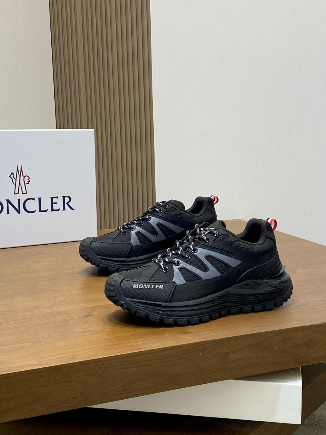 [Moncler] 몽클레어 몽클레르 프리미엄 메시 & 네오프렌 콤비 스니커즈 신발