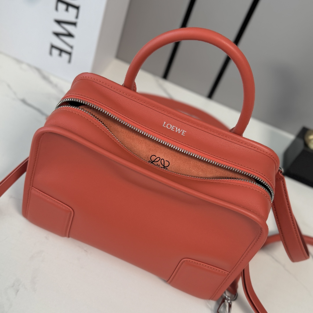 [Loewe] 로에베 Amazona 아마조나 180 소프트 카프스킨 스몰 백 가방