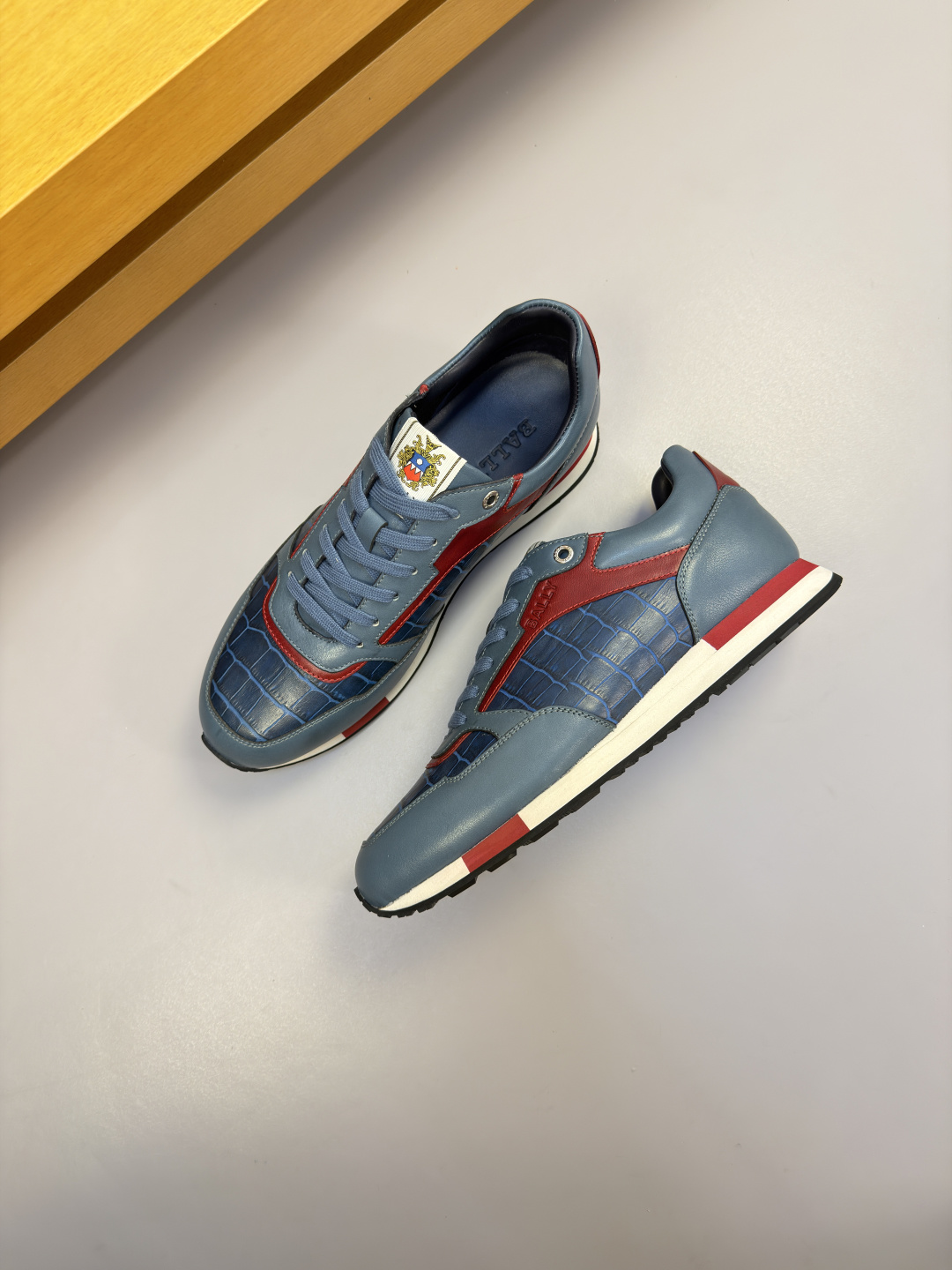 [Bally] 발리 프리미엄 나파·페블 레더 & 스웨이드 콤비 스니커즈 신발