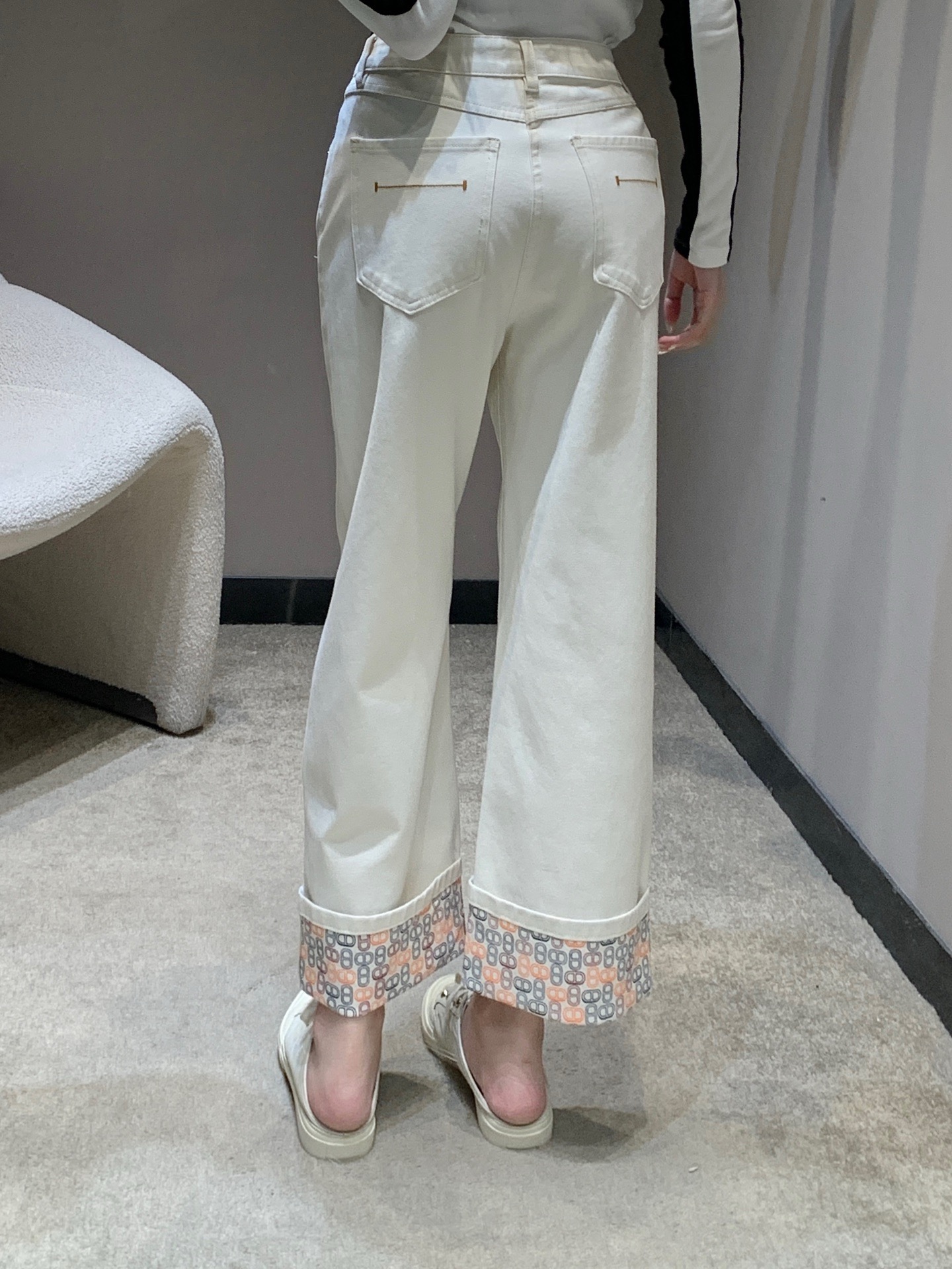 [Hermès] 에르메스 26SS 샹달 프린팅 롤업 데님 팬츠 바지 의류