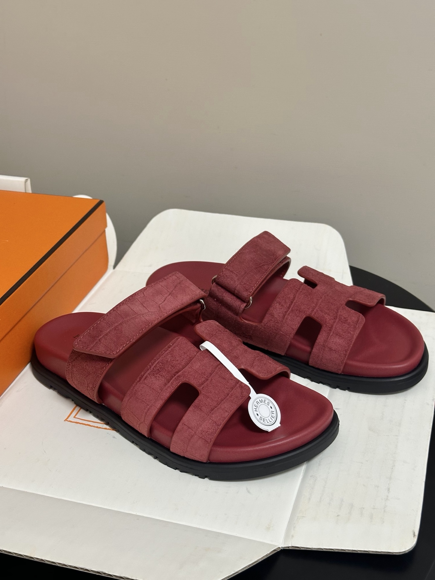 에르메스(HERMES) H 로고 벨크로 플랫 슬리퍼 신발