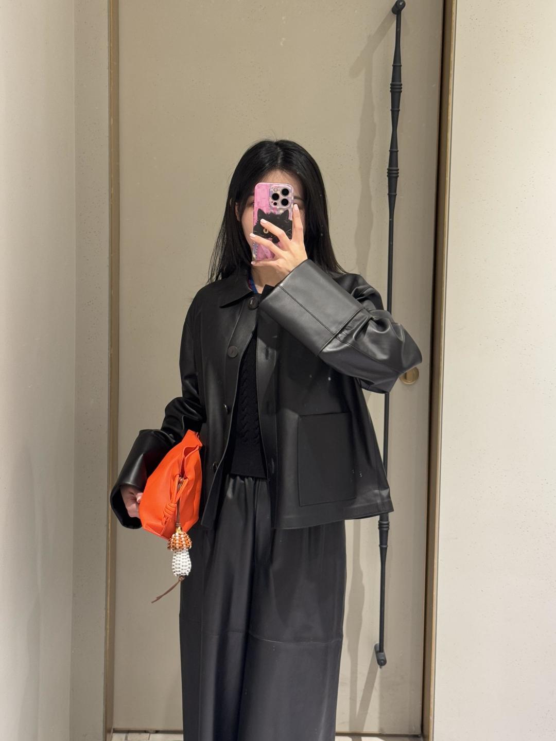 LOEWE 로에베 Flamenco 플라멩코 퍼스 나파 카프스킨 파우치 숄더백 가방