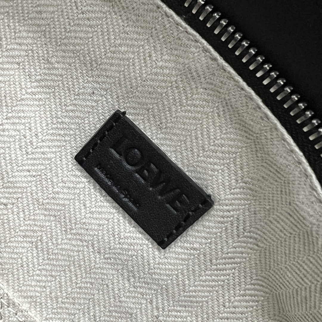 Loewe 로에베 퍼즐 미디엄 소프트 레더 백 가방