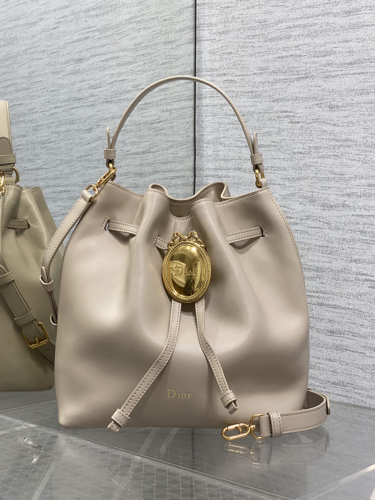Dior 2027 스프링 디올 버킷백 가방