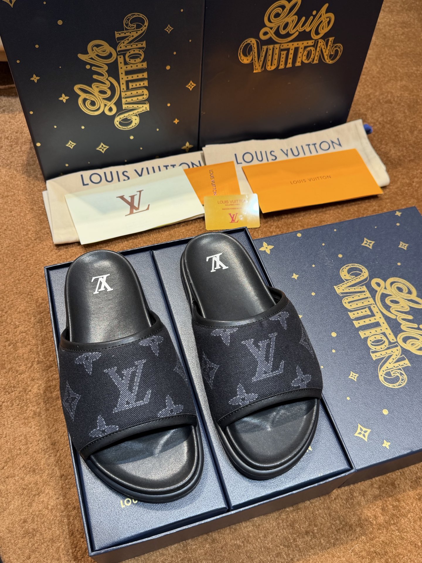 [Louis Vuitton] LV 루이비통 Waterfront 워터프론트 모노그램 모던 슬리퍼 신발