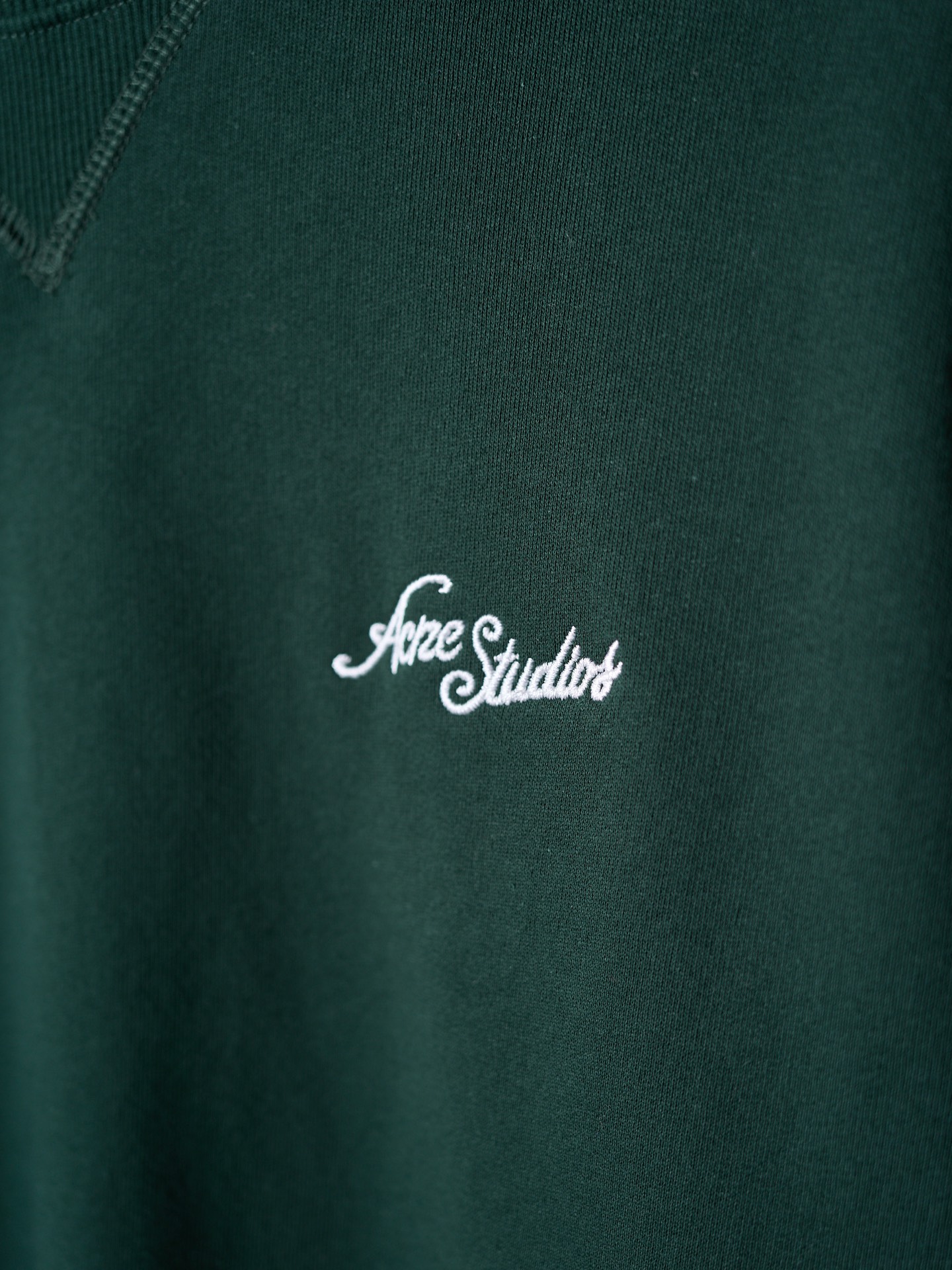 아크네(Acne studios) 로고 자수 맨투맨 상의 의류