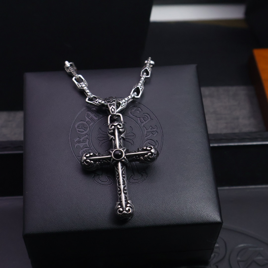 크롬하츠(CHROME HEARTS) 오너먼트 크로스 펜던트 체인 목걸이 악세사리