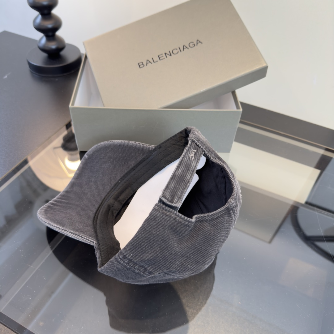 발렌시아가(BALENCIAGA) 밀리터리 캡 모자