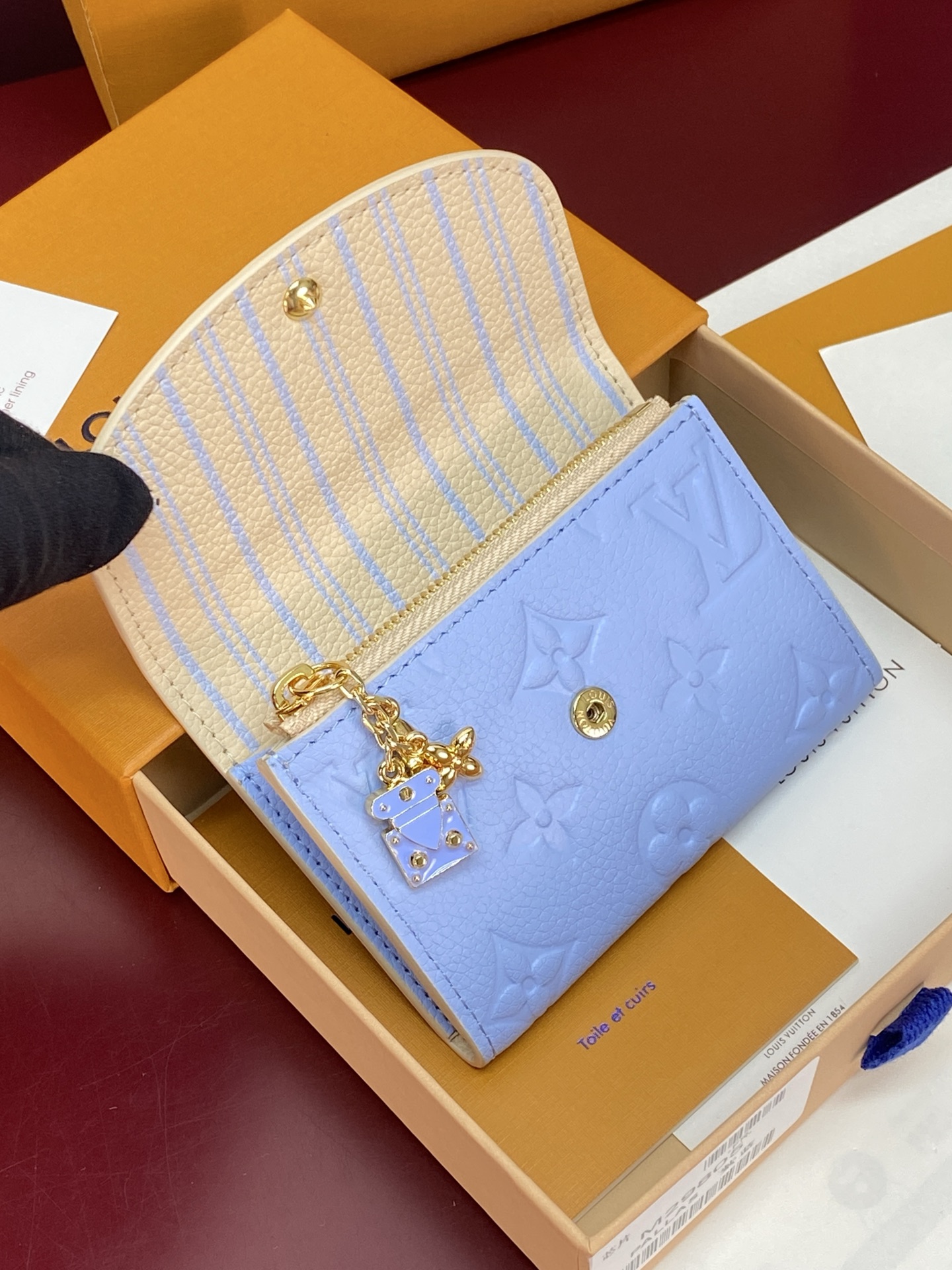 [Louis Vuitton] LV 루이비통 엠프레인 하이 섬머 Rosalie 로잘리 코인 지갑 M29805