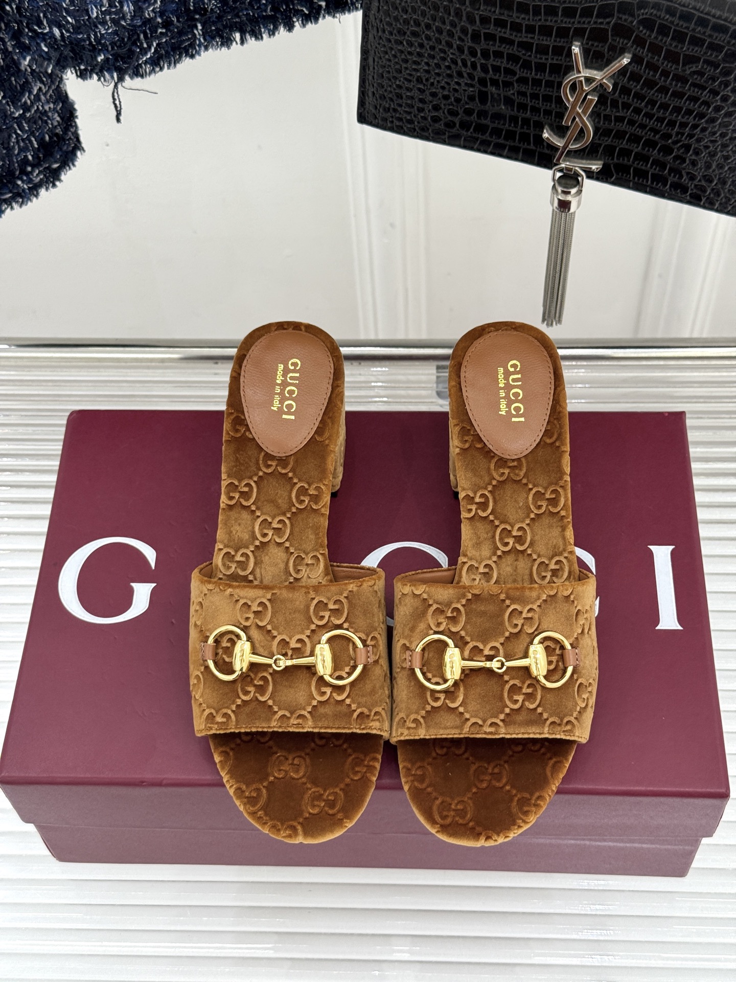 구찌(GUCCI) 홀스빗 GG 청키힐 슬리퍼 신발