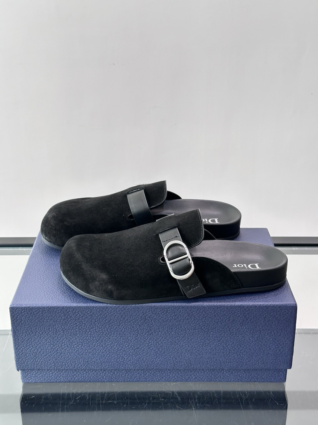 [Dior] 디올 아쿠아(Aqua) 스웨이드 뮬 / 슬라이드 슬리퍼 신발