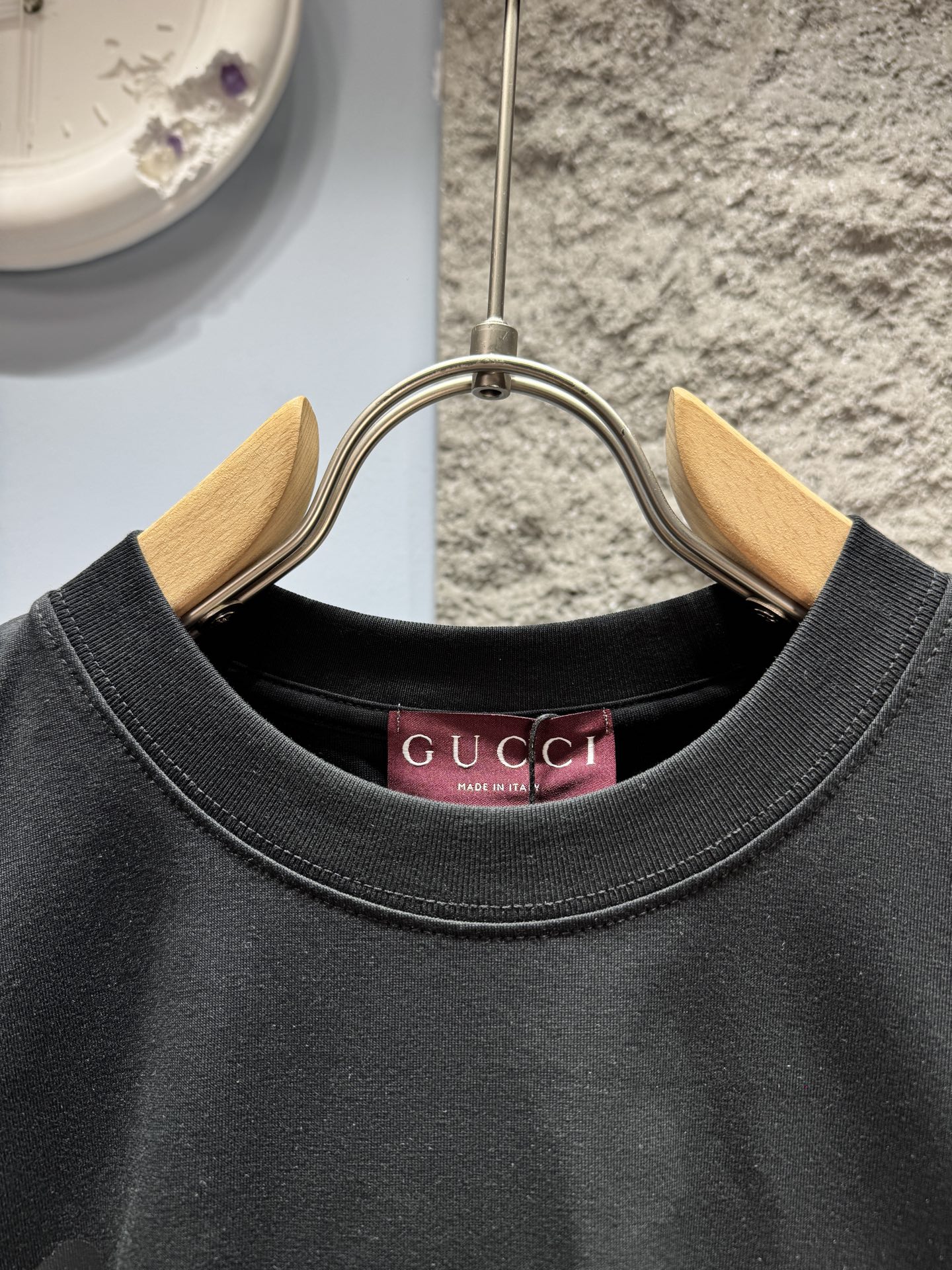 구찌(GUCCI) 카툰 포니 프린트 슬리브리스 상의 의류