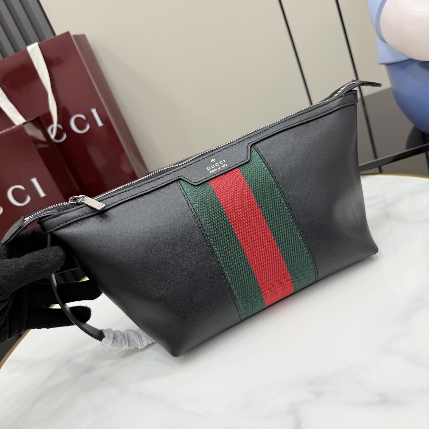 GUCCI 구찌 Generation 제너레이션 GG 소프트 레더 파우치 가방