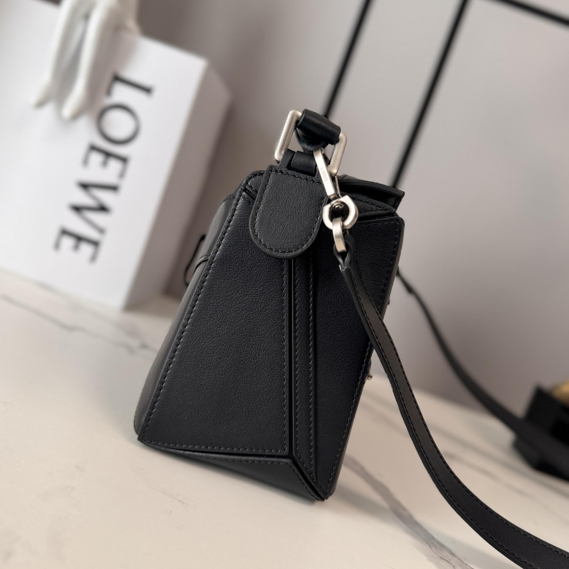 Loewe Panta Puzzle 로에베 퍼즐 스몰 백 가방