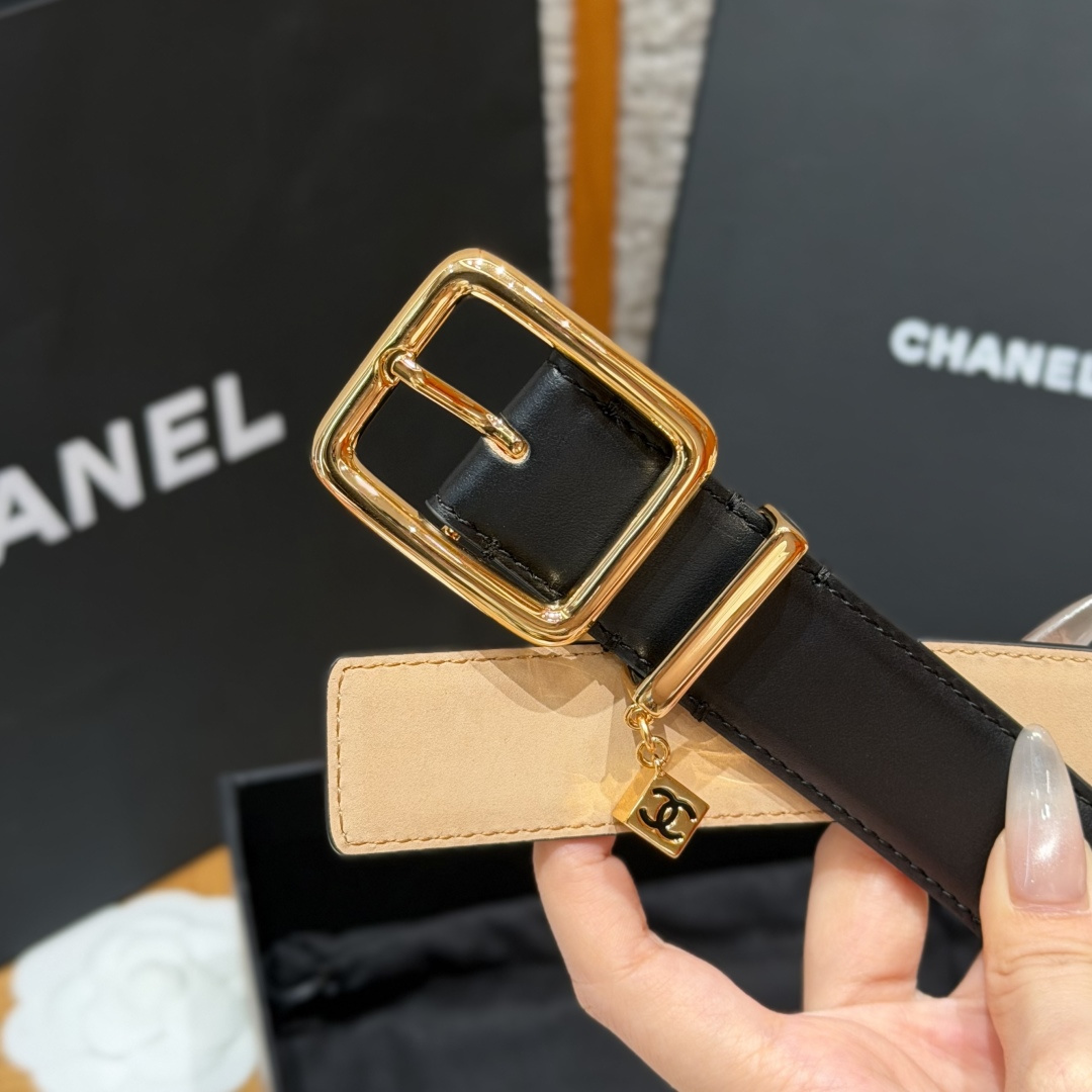 샤넬(CHANEL) 카프스킨 브라스 핀 골드 버클 벨트