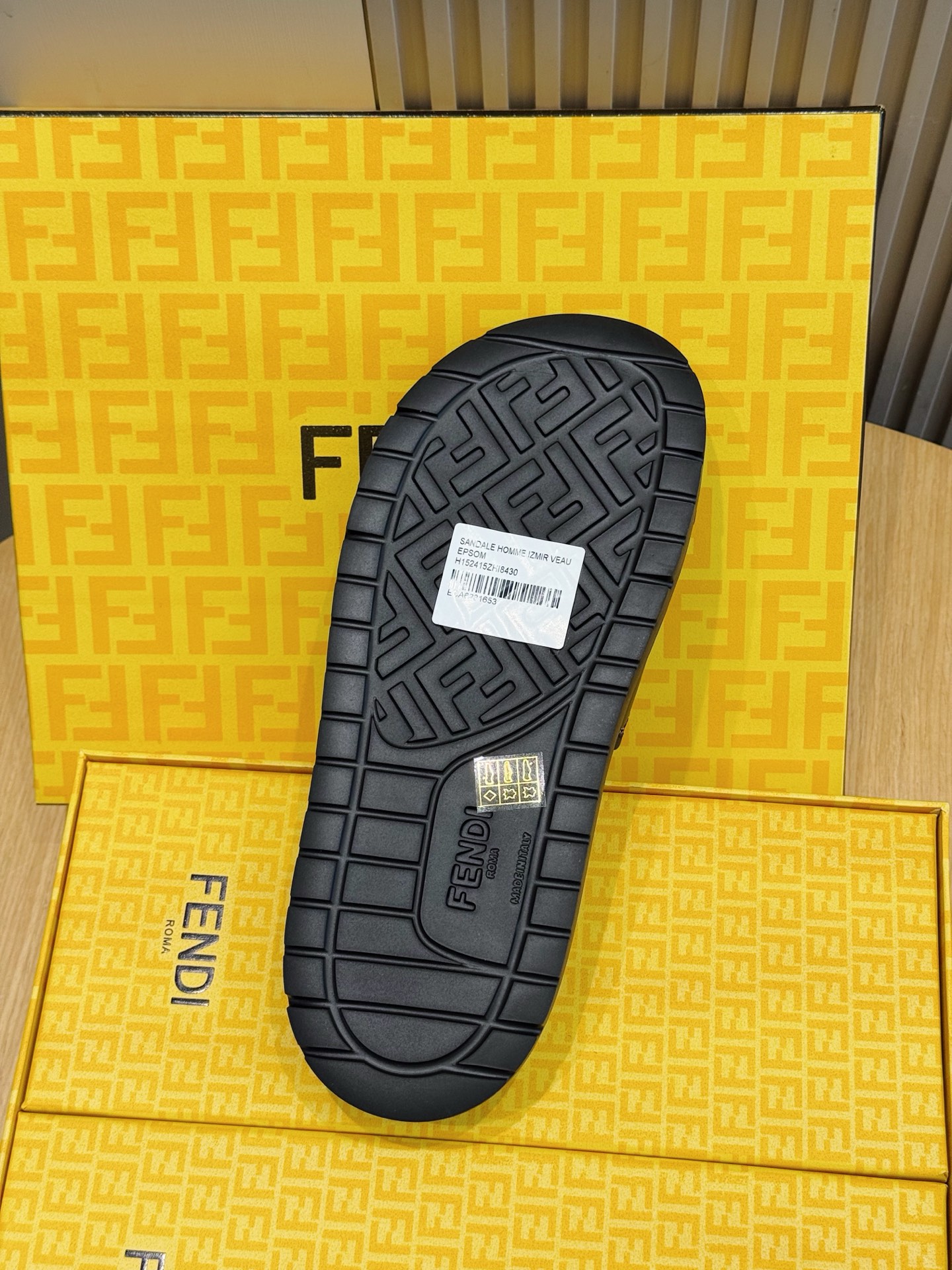 [Fendi] 펜디 맨즈 컬러블록 FF 로고 러버 슬라이드 슬리퍼 신발