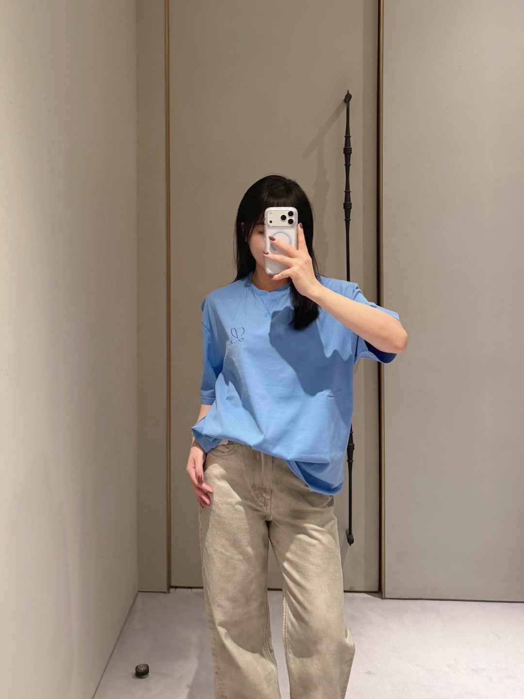 로에베(LOEWE) 아나그램 자수 반팔 티셔츠 상의 의류