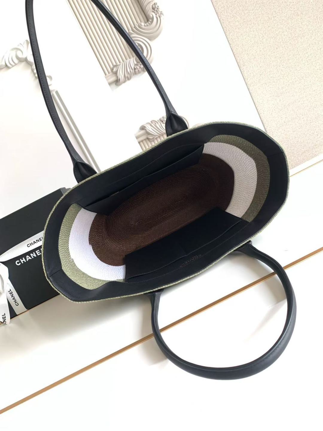 Chanel 샤넬 26C 라피아 & 스웨이드 위빙 쇼핑백 토트백 (AS6148) 가방