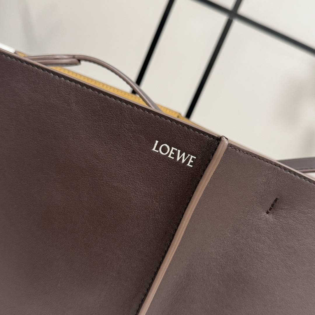 LOEWE 로에베 미디움 스무스 Bilbao 빌바오 트라페즈 버킷 백 가방