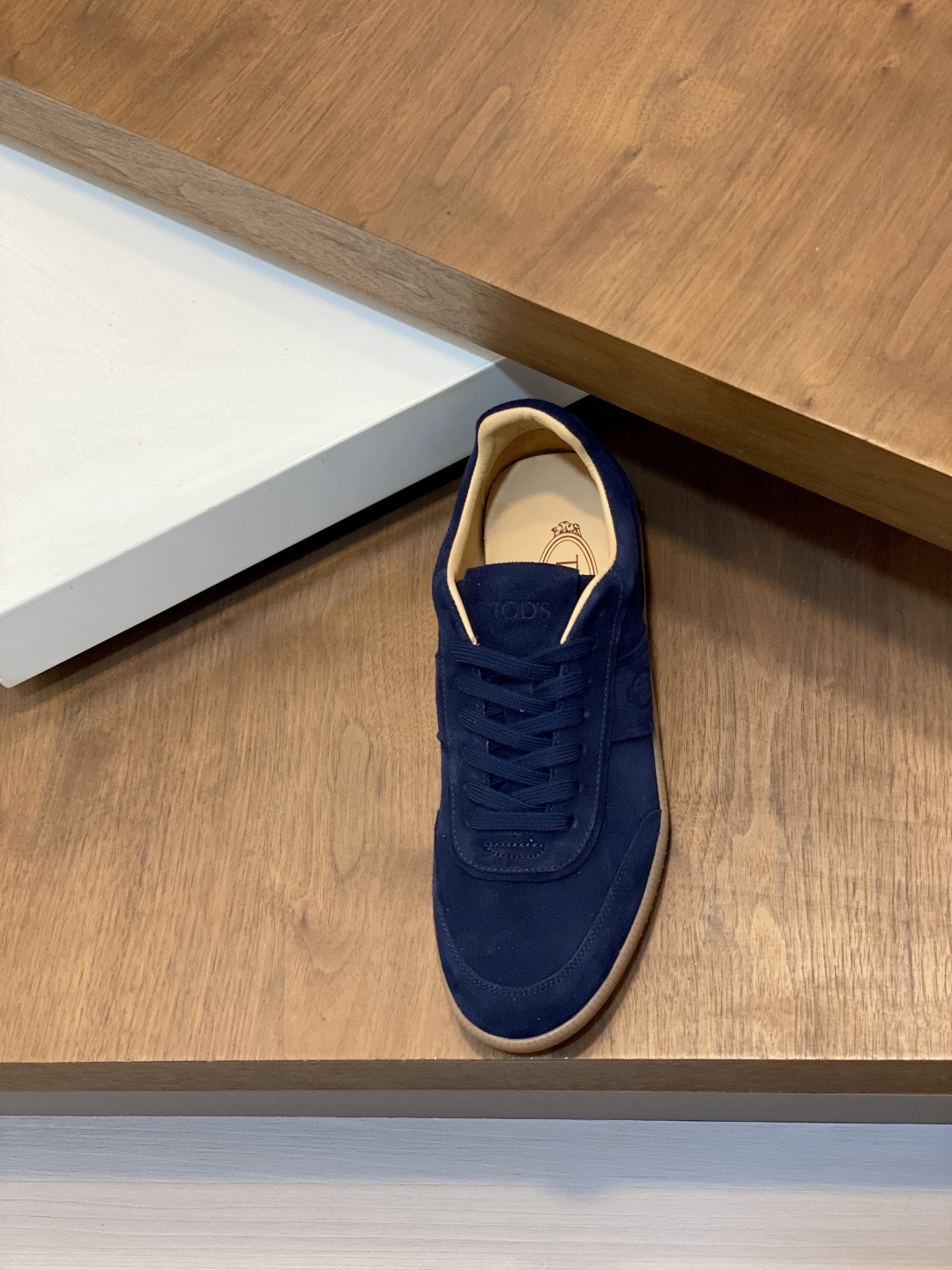 [Tod's] 토즈 맨즈 레더 드라이빙 로퍼 / 페니 뮬 스니커즈 신발