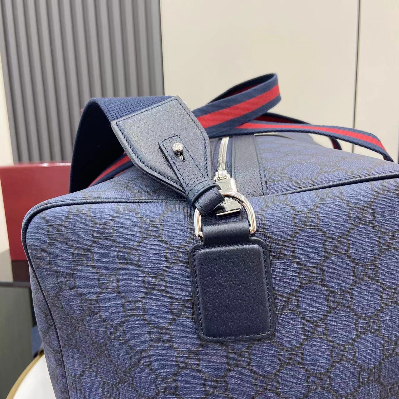 GUCCI 구찌 GG 테니스 라지 여행 가방 (더플백 - 네이비)