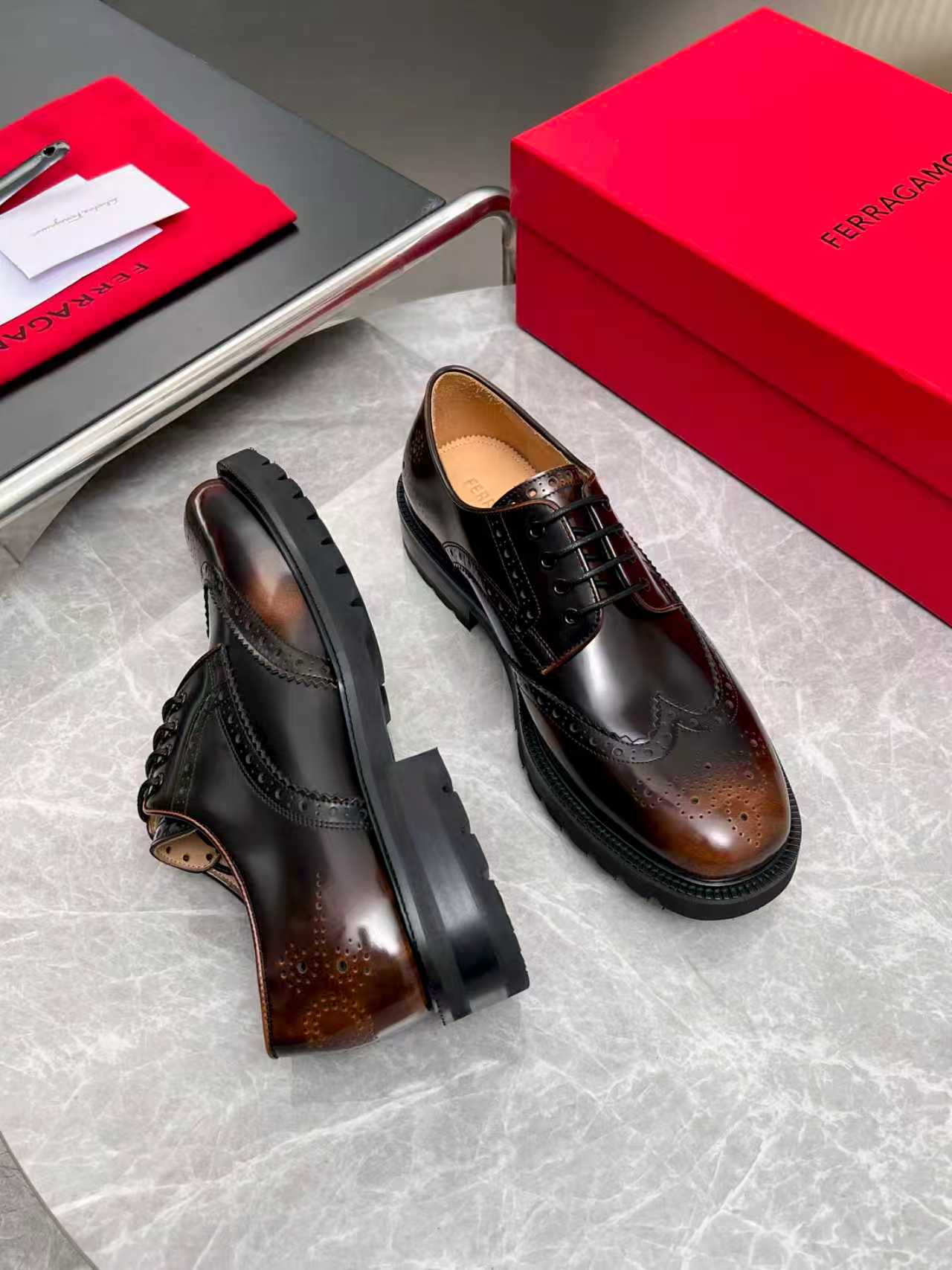 Ferragamo 페라가모 클래식 남성 더비 슈즈 구두 신발
