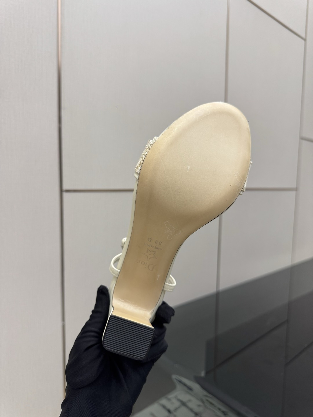 디올(DIOR) 로고 버클 데님 레더 샌들 신발