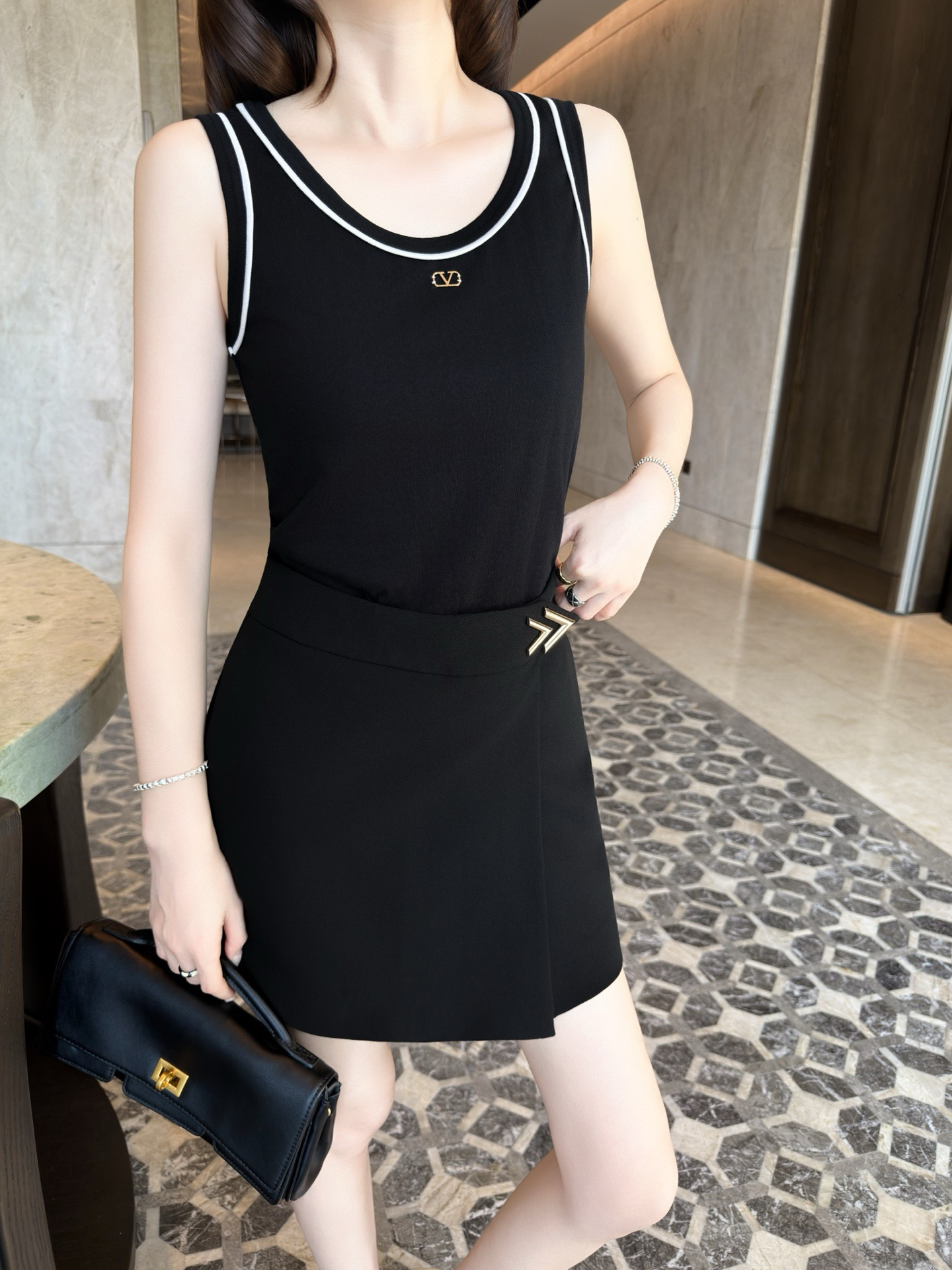 Valentino 발렌티노 하이엔드 수입 원단 미니 스커트 치마 의류
