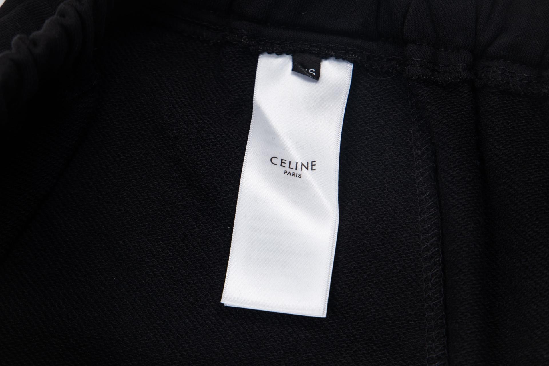 셀린느(CELINE) 로고 프린트 쇼츠 하의 의류
