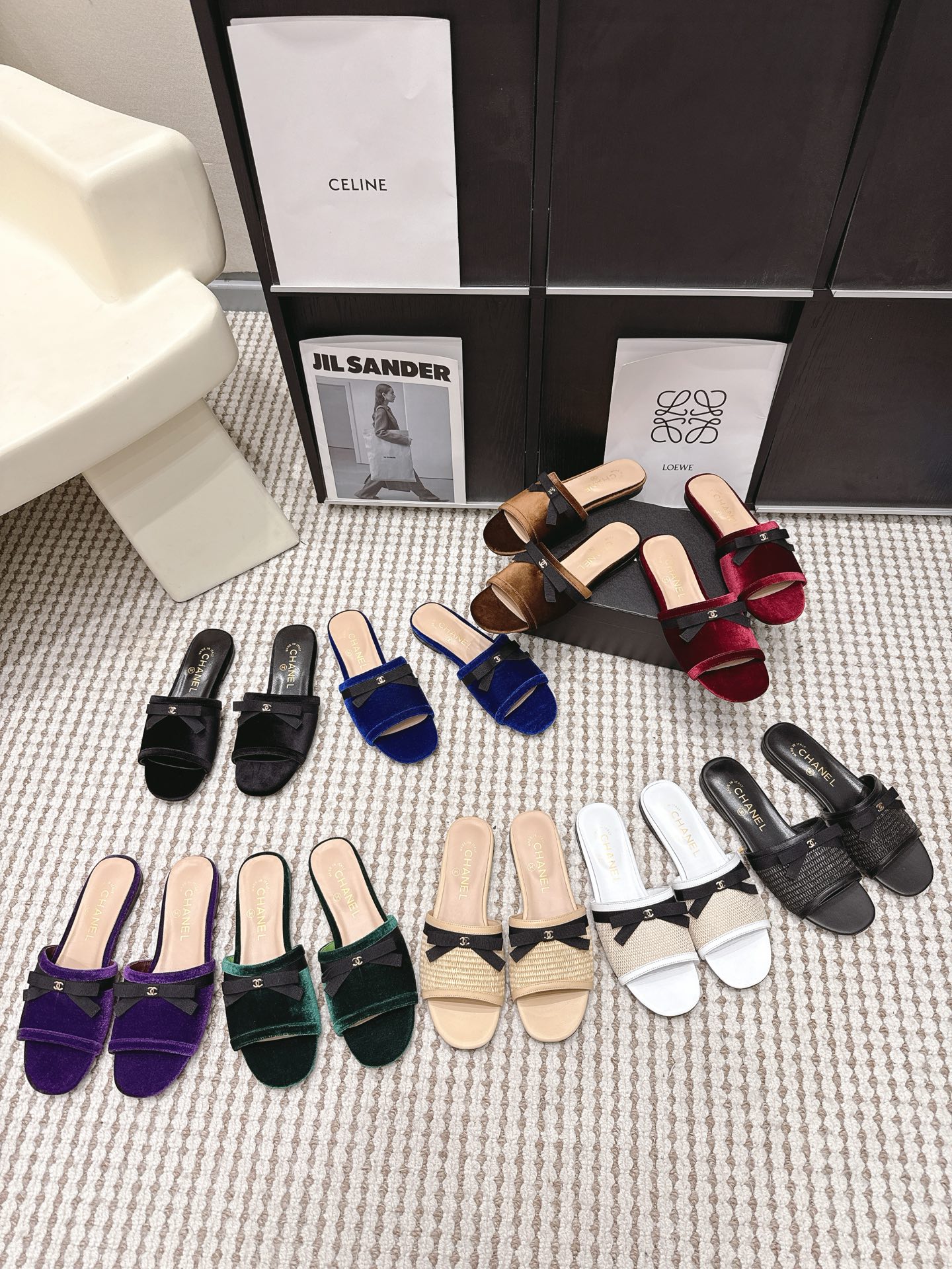 샤넬(CHANEL) 리본 장식 오픈토 슬리퍼 신발