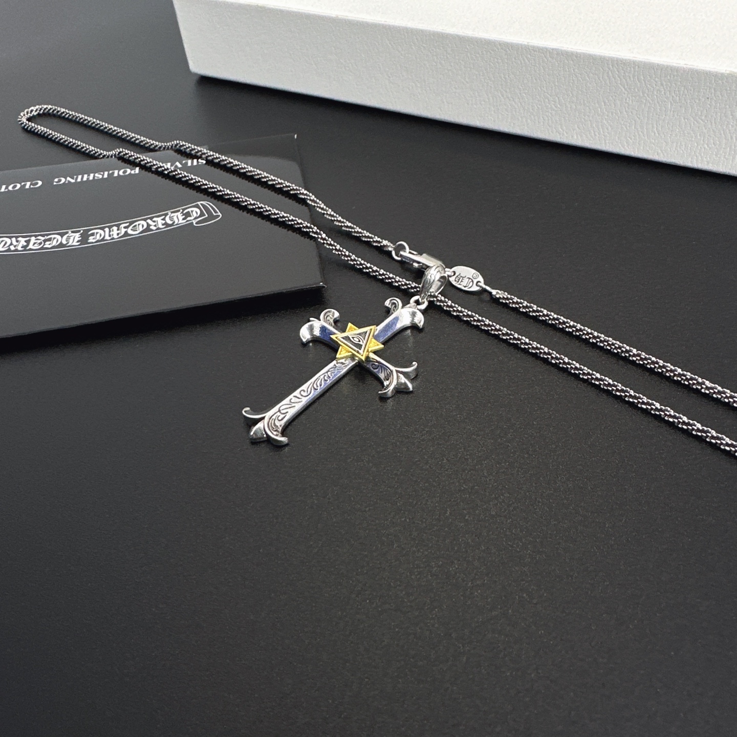 크롬하츠(CHROME HEARTS) 크로스 펜던트 체인 목걸이 악세사리