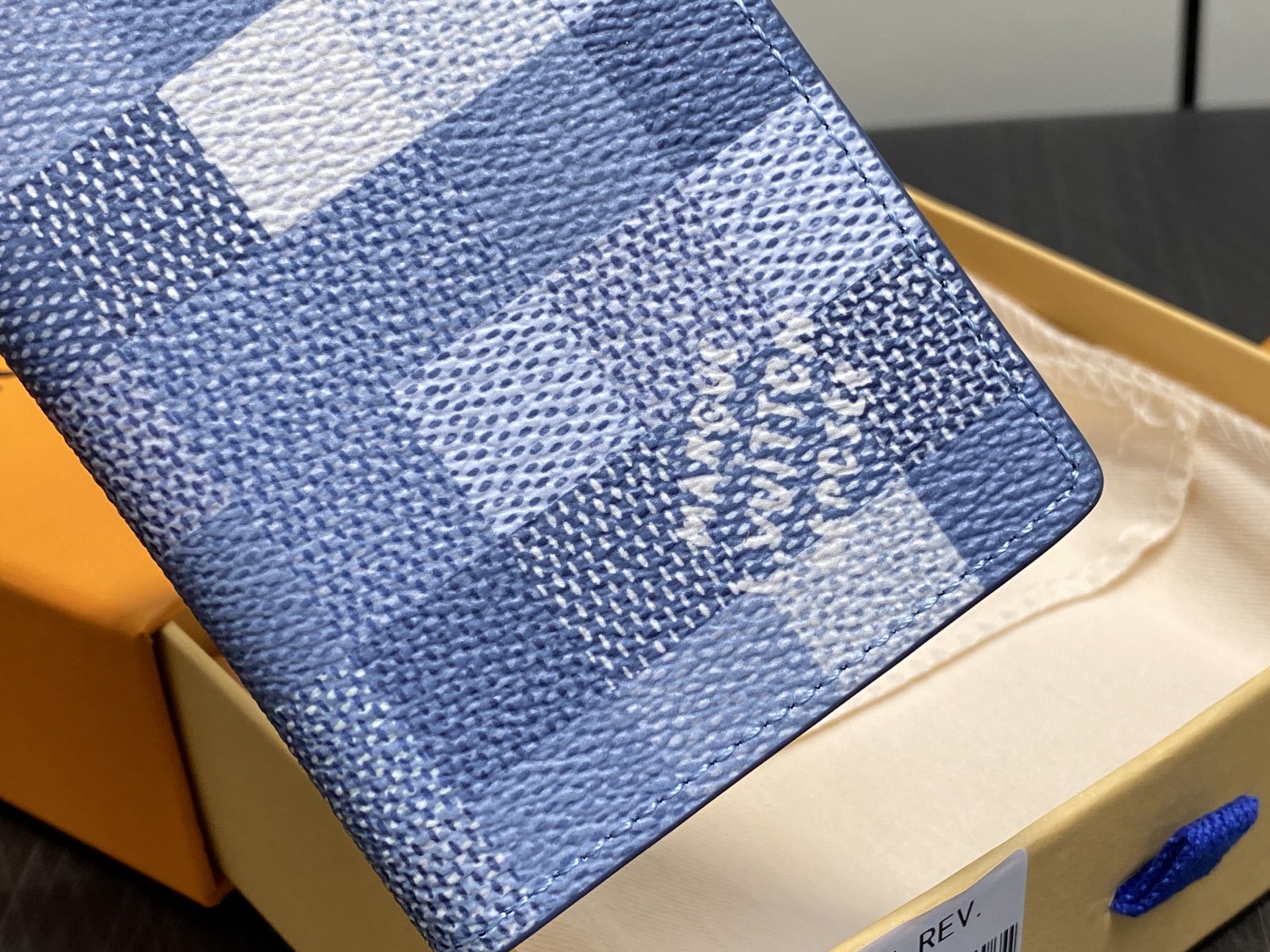[Louis Vuitton] LV 루이비통 다모플라주 모자이크 포켓 오거나이저 (블루) 지갑
