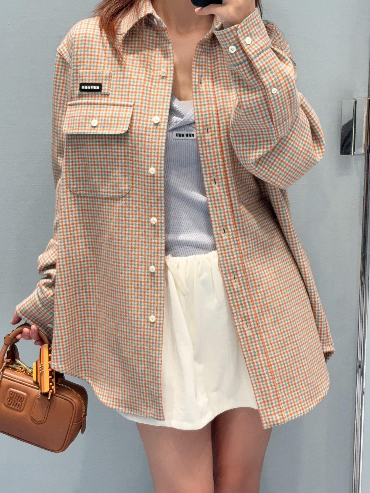 미우미우(MIU MIU) 배색 체크 더블 포켓 셔츠 상의 의류