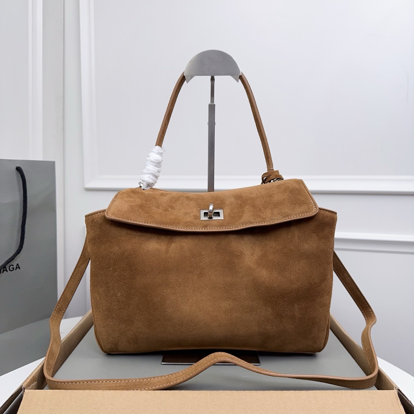 BALENCIAGA 발렌시아가 Rodeo 로데오 스몰 핸드백 (스웨이드 카프스킨 / 램스킨 라이닝) 가방