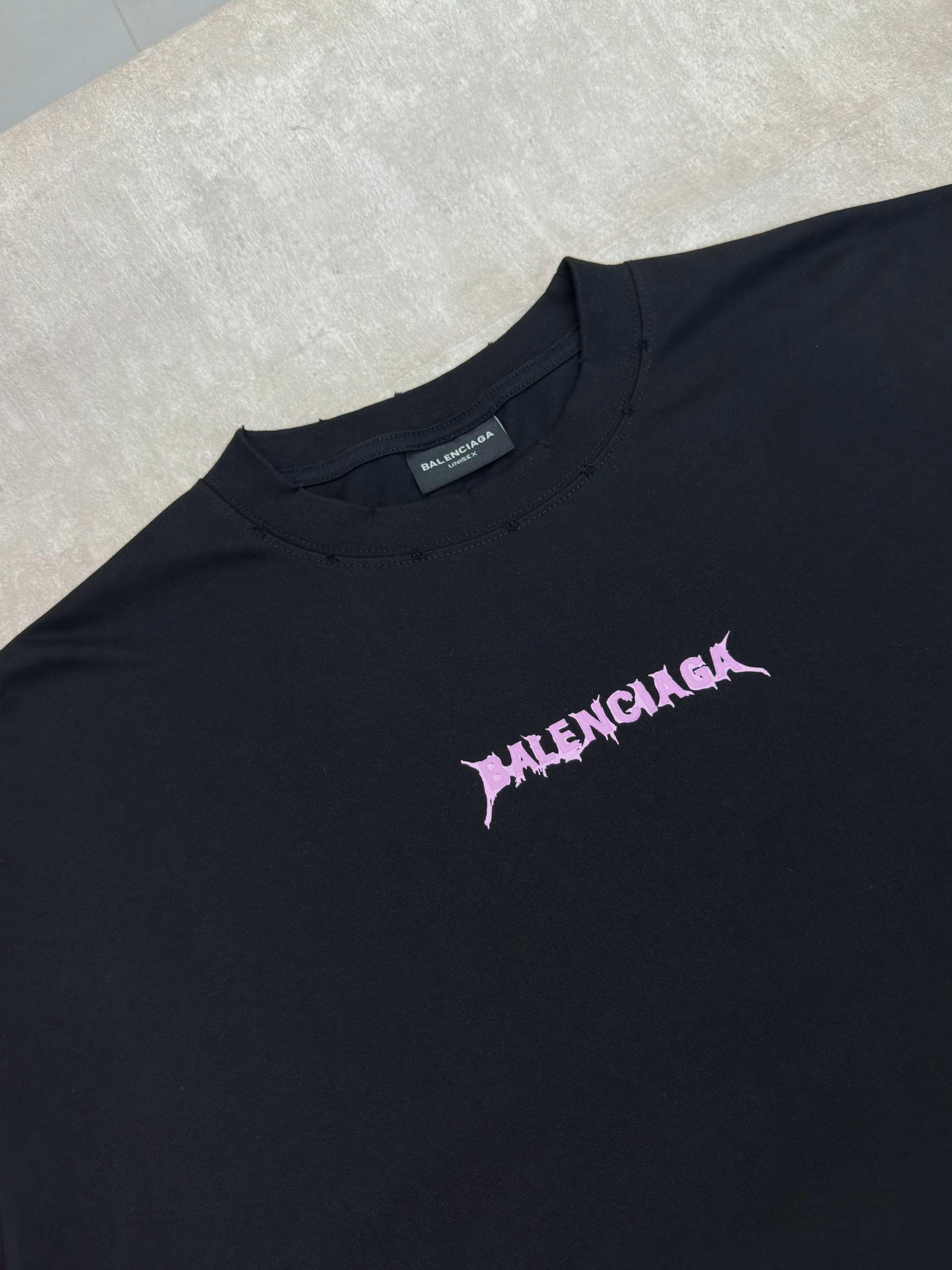 발렌시아가(BALENCIAGA) 레터링 프린트 반팔 티셔츠 의류