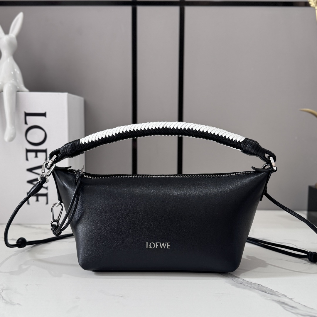 LOEWE 로에베 미니 소프트 나파 카프스킨 cala 칼라 백 가방 / 262616
