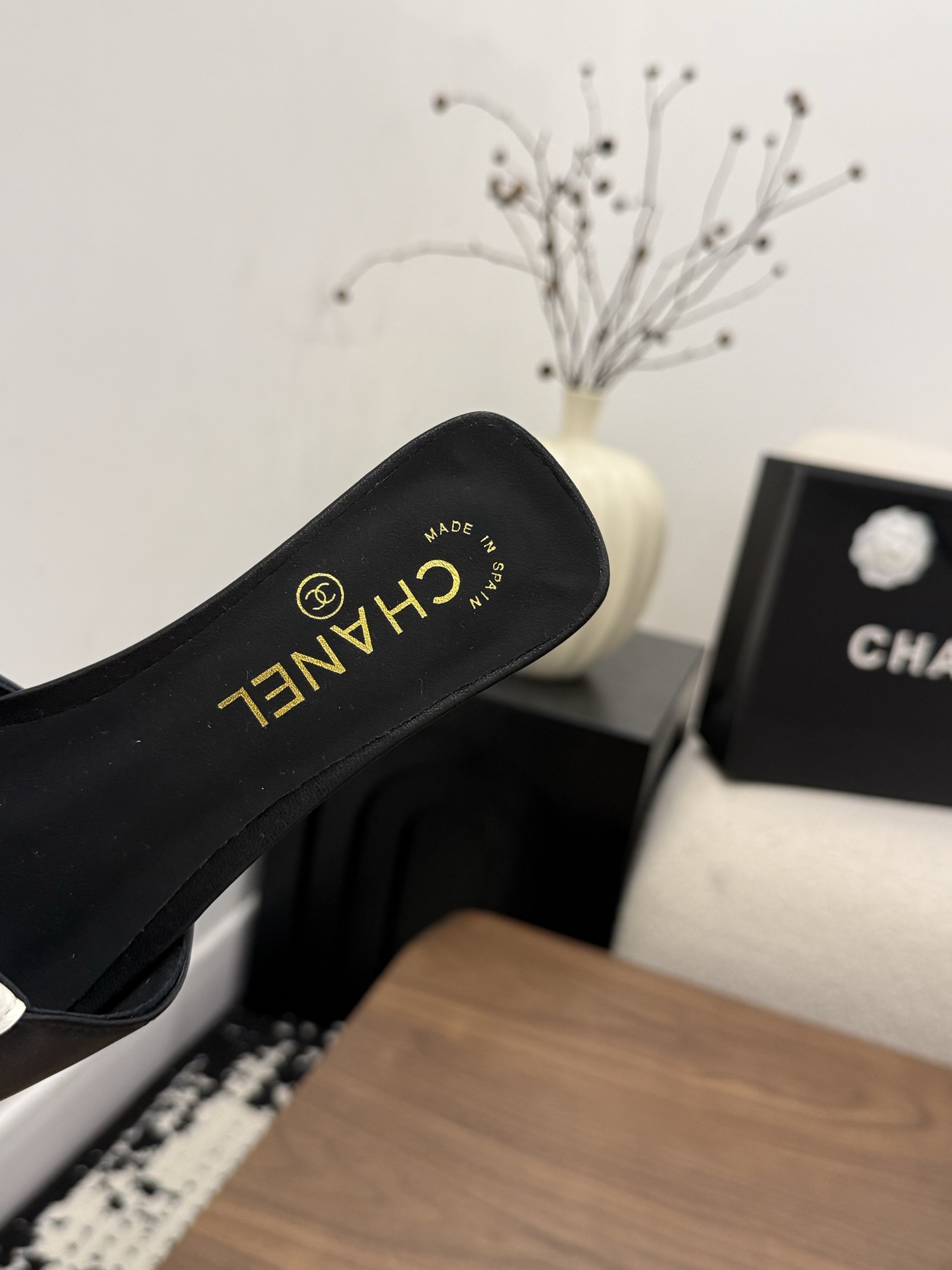 샤넬(CHANEL) 버클 스퀘어토 플랫 슬리퍼 신발