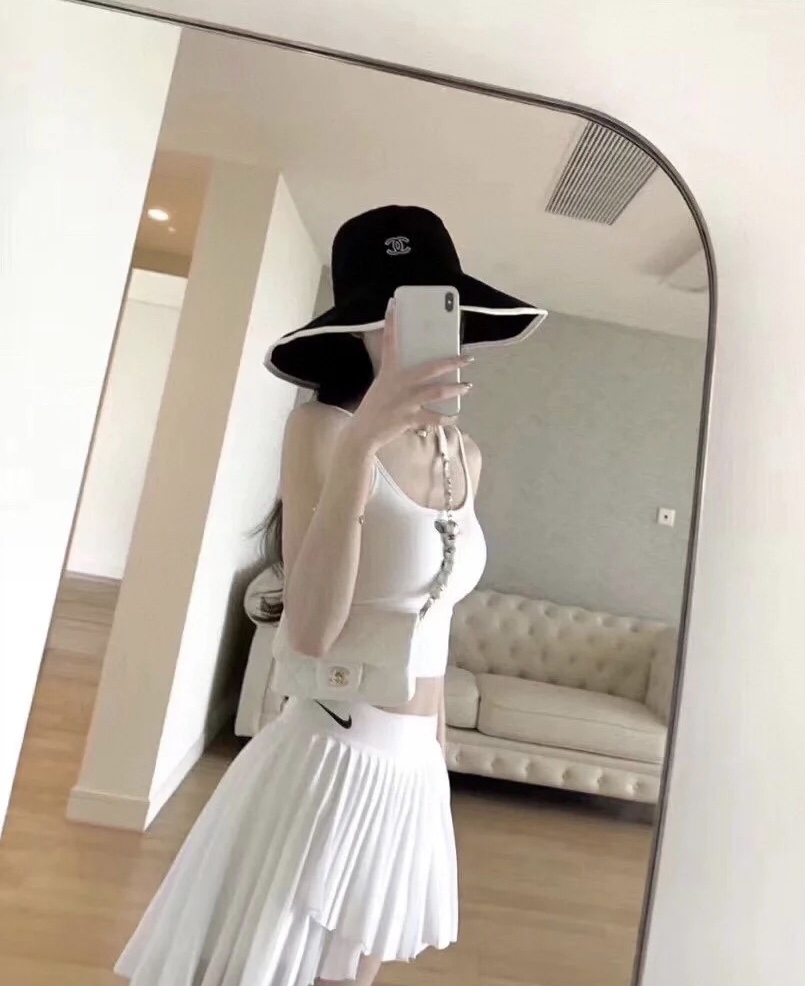 샤넬(CHANEL) 와이드 브림 버킷햇 모자