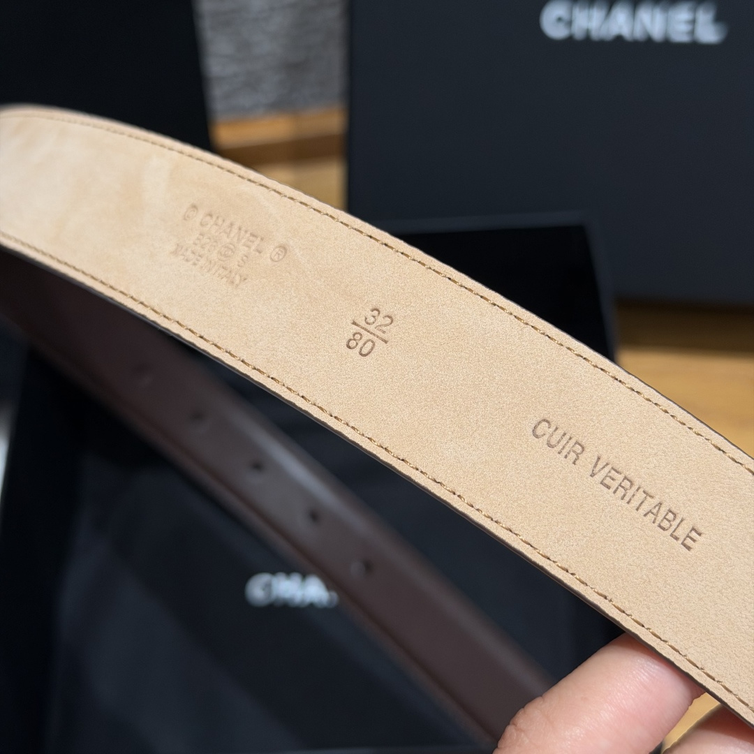 샤넬(CHANEL) 카프스킨 글로시 핀 실버 버클 벨트