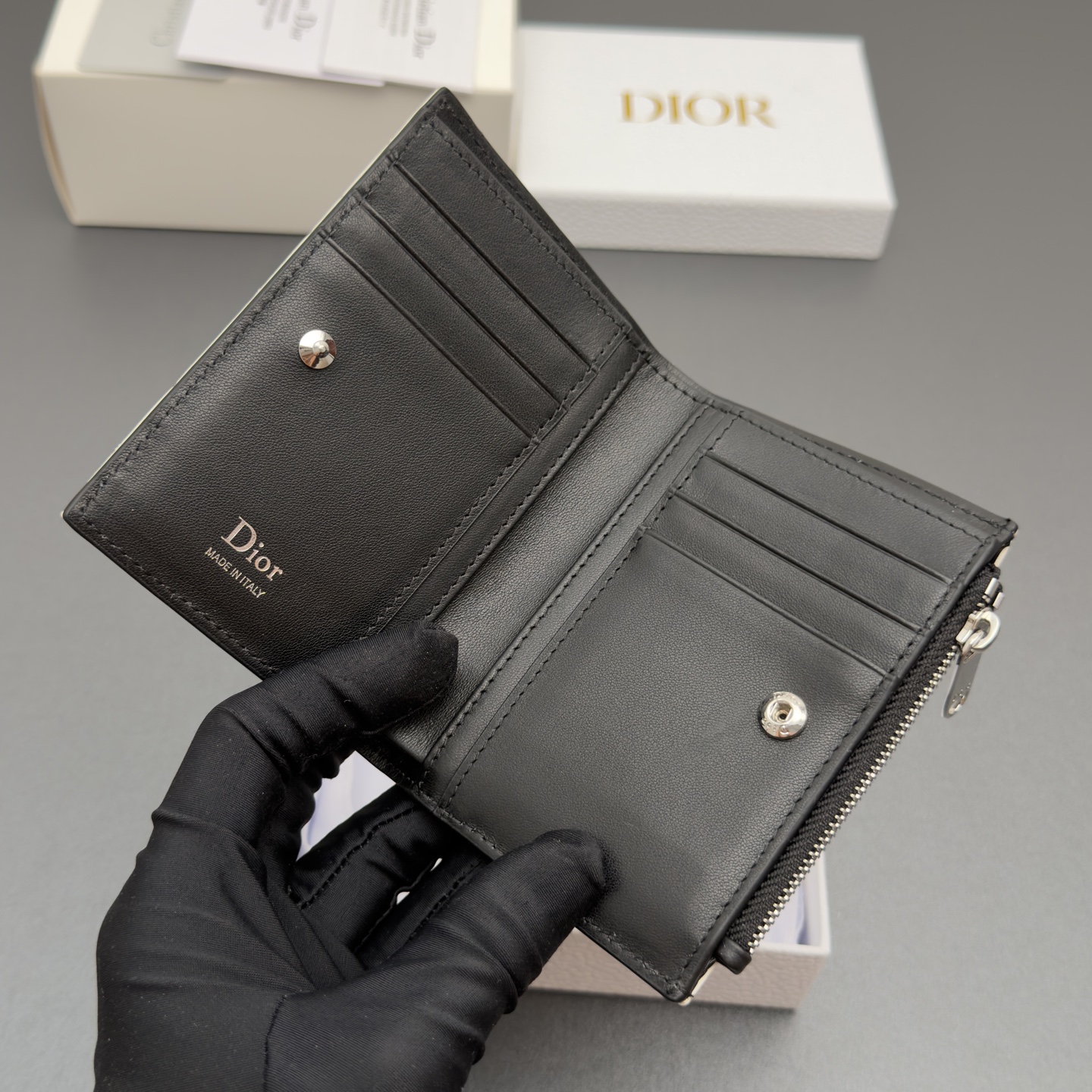 [Dior] 디올 Lady Dahlia 레이디 달리아 울트라 까나쥬 램스킨 미니 지갑 / S2605