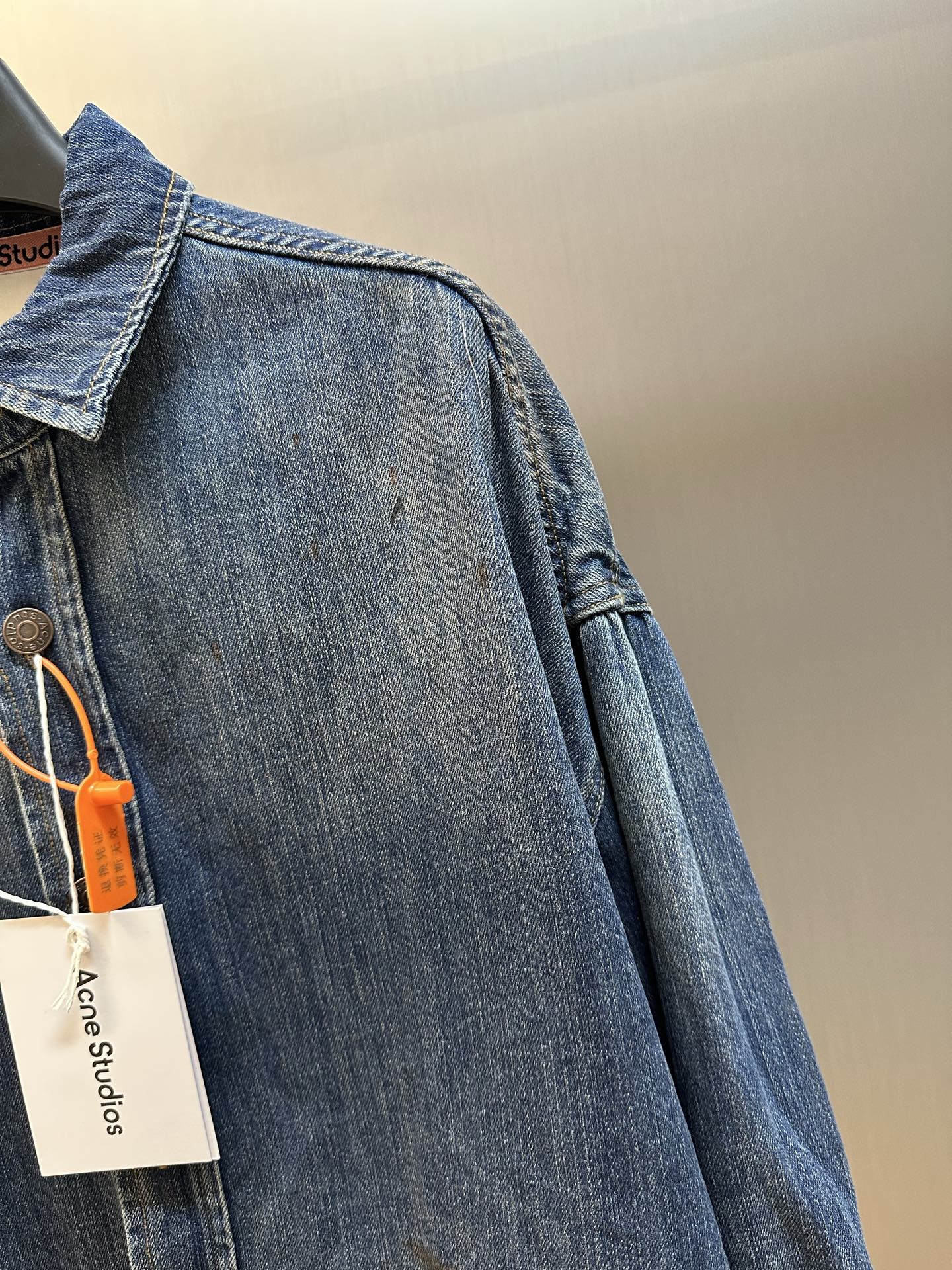 아크네 스튜디오(ACNE STUDIOS) 페인팅 워싱 데님 셔츠 의류