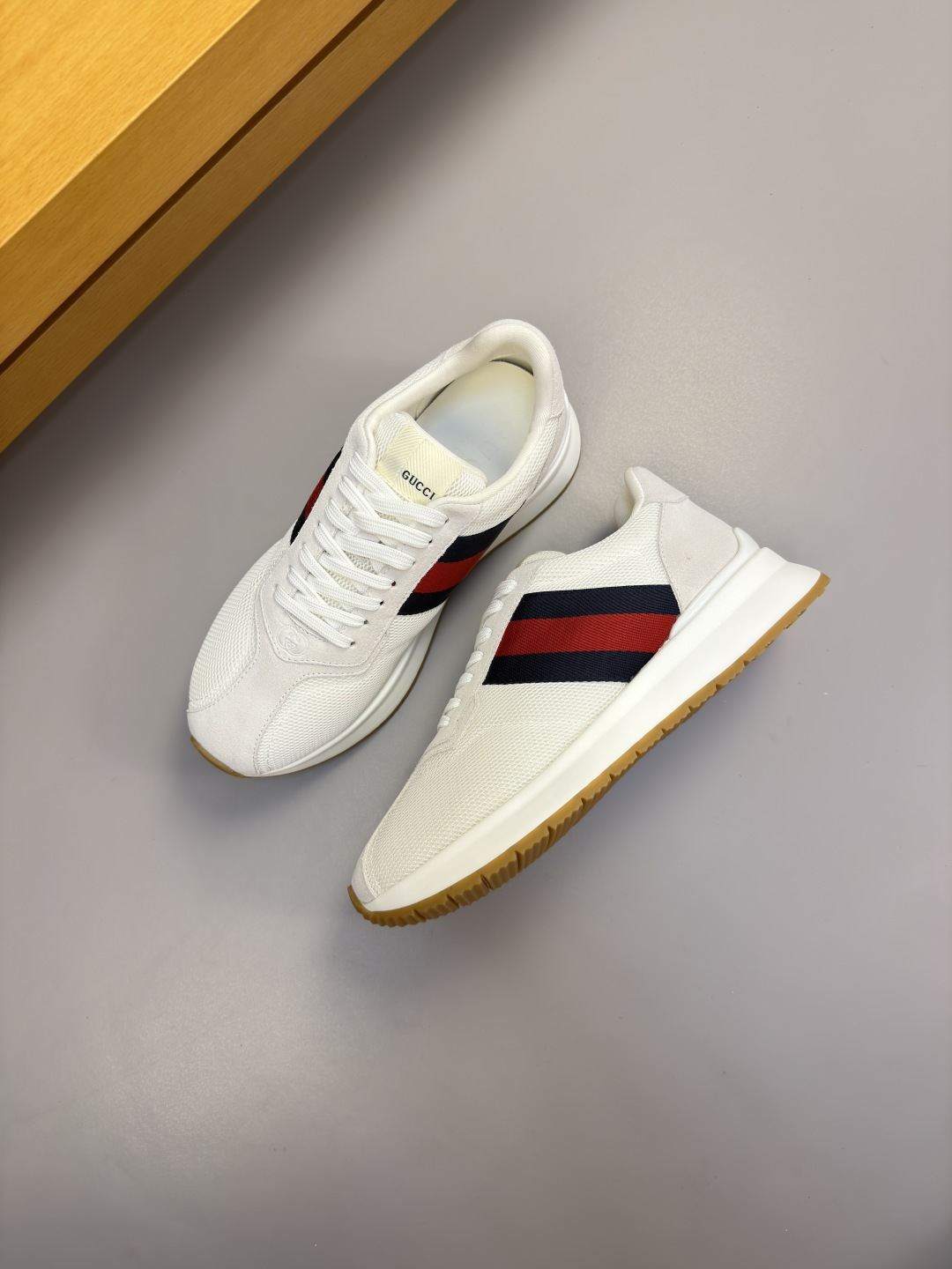 [Gucci] 구찌 프리미엄 스웨이드 & 메쉬 웹 스니커즈 신발