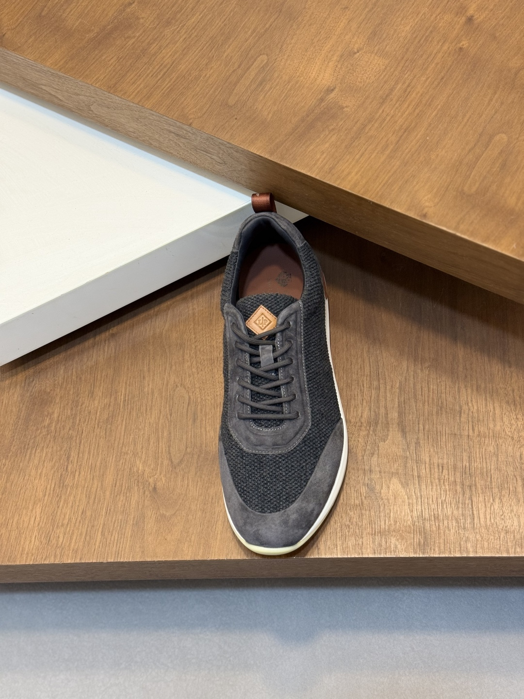 [Loro Piana] LP 로로 피아나 워크 앤 워크 / 시티 워크 스니커즈 신발