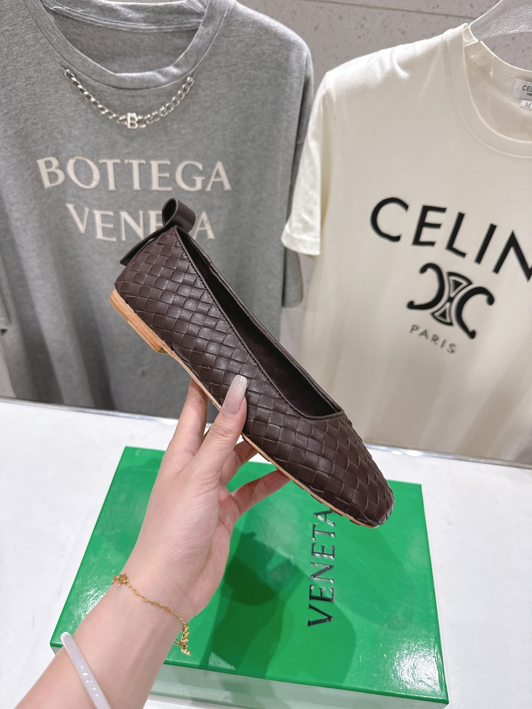 보테가베네타(Bottega Veneta) 아스테어 우븐 로퍼 신발